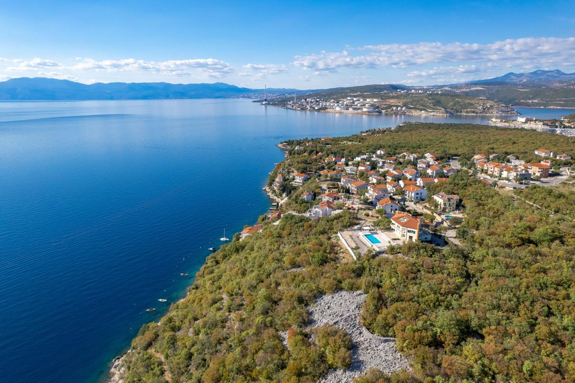 Luxury Villa Ostro With Pool & Krk Bridge View Kraljevica Dış mekan fotoğraf