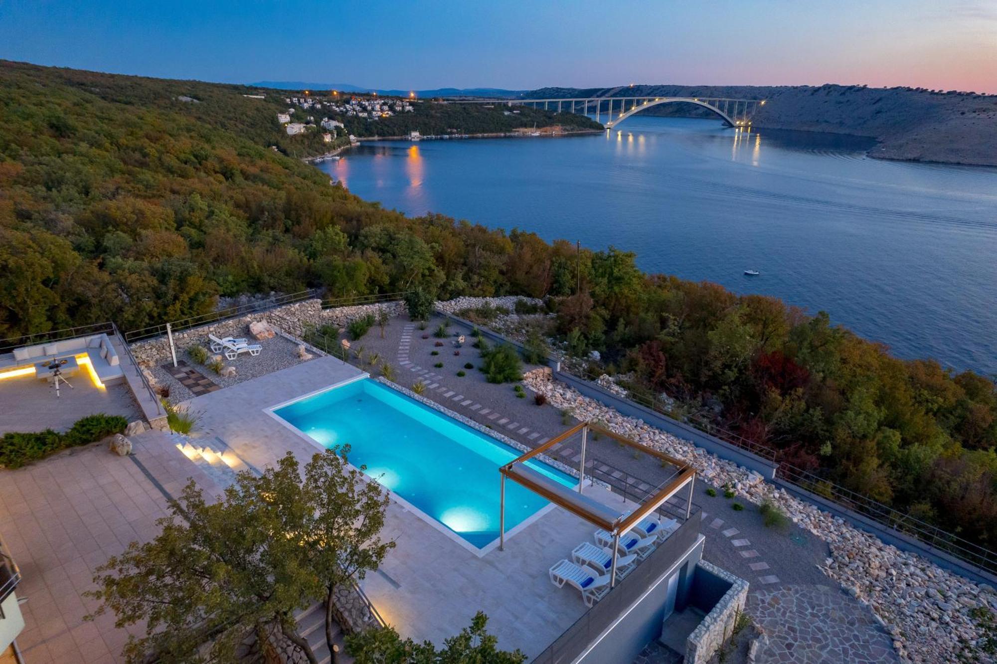 Luxury Villa Ostro With Pool & Krk Bridge View Kraljevica Dış mekan fotoğraf